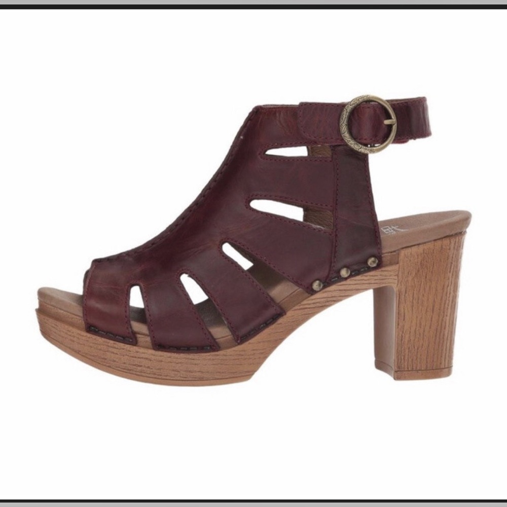 Dansko Women's Brown Leather Sandals